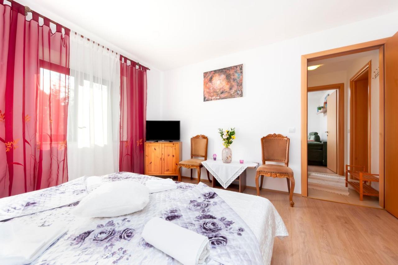 Roze Apartment *